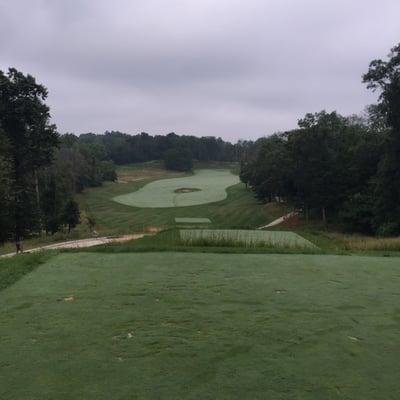 489 yd par 4