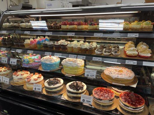 So many both delicious great looking cupcakes? I mean cakes! Just beautiful!