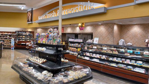 Fresh Cakes, Cookies in Baked Dessert Area