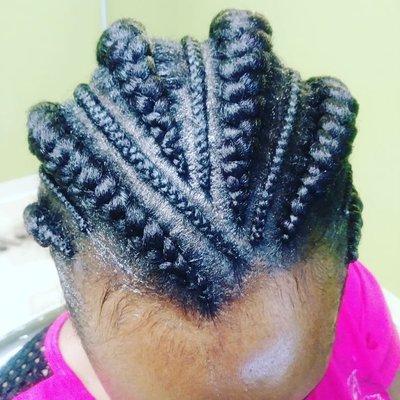 Quick styles braiding