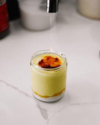 Mango creme brûlée