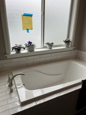 Soaking tub install