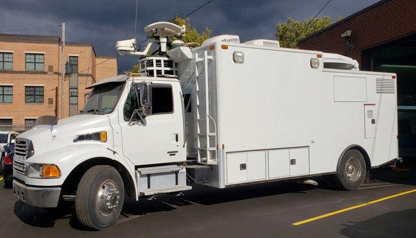 31' 2006 Sterling Acterra Rack Ready Ku-Band Satellite Truck - 18' Box