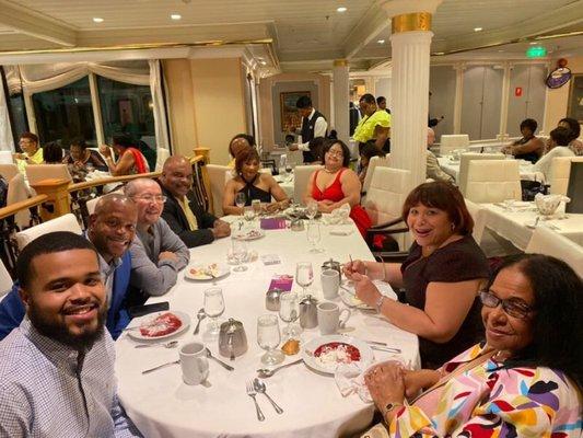 Family reunion cruise to Nassau and Cococay 2019