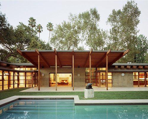 Courtyard House in Encino, CA. TOLO Architecture