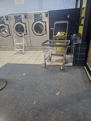 Super Saver Laundromat