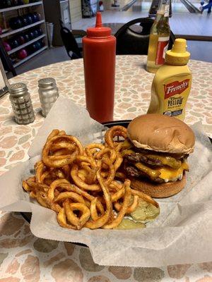 Tumberger and curly fries