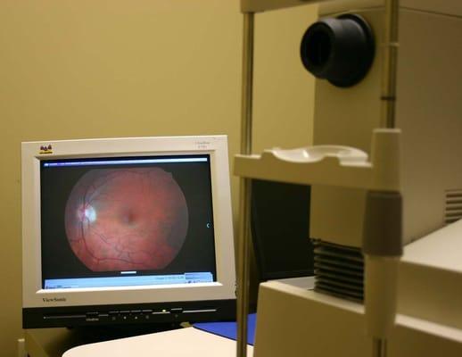 Want to see what the inside of your eye looks like? Our digital camera will let you see what the Dr. sees!