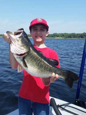 Kids catching big Florida bass with GATORS