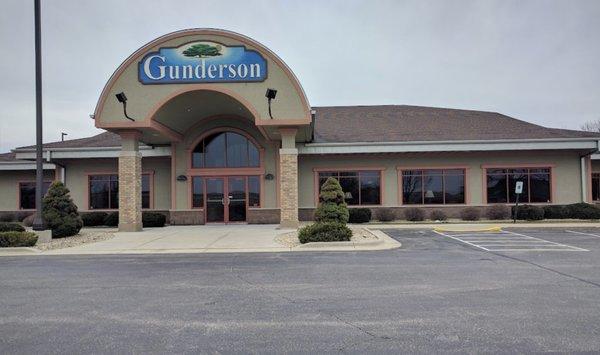 Gunderson Funeral Home