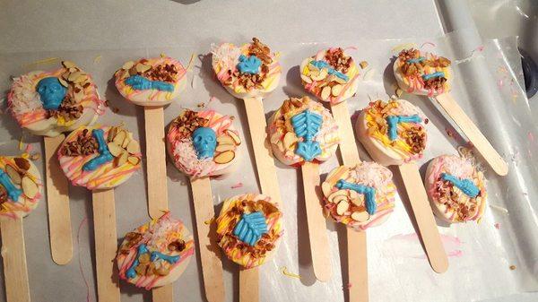 Day of the Dead apple pops!