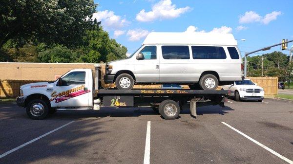 09 ford e350 van with handicap lift in rear