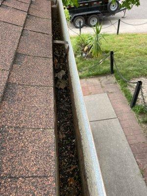 Gutter before our Gutter Clean