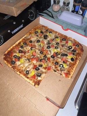 Thin Crust Veggie Pizza