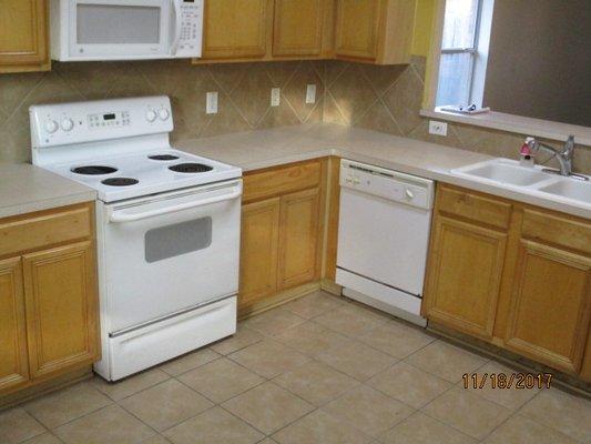 SW Houston Rental Property- Kitchen Update. Before