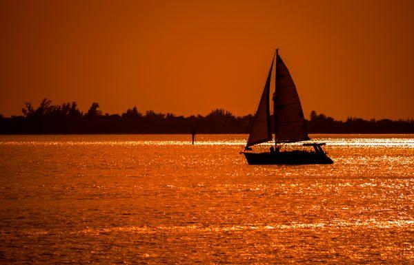 The Englewood area abounds with Boating/sailing opportunities.