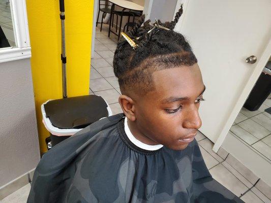 Tim Brown's 713 Cutz N Shavez