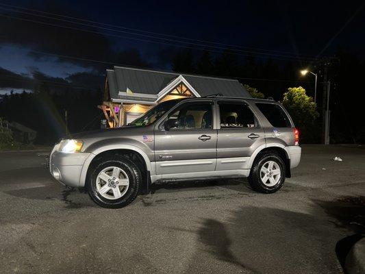 2006 Ford Escape Hybrid after touchless car wash