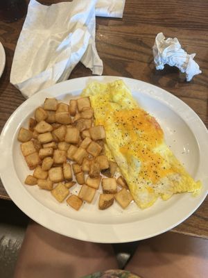 veggie omelette with home fries