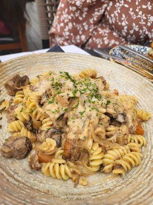 Beef stroganoff