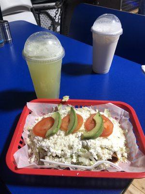 Flautas & aguas frescas