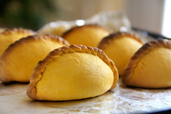 Cocktail Saltenas~ Mini pastry filled with beef or chicken and mixed in a sweet savory sauce. Great for parties!