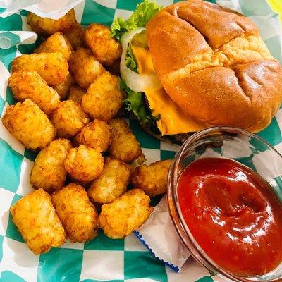 Angies Famous Cheeseburger with tots