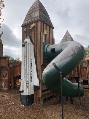 Cool slide and space shuttle