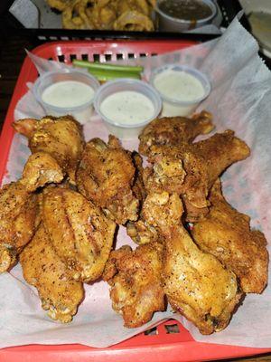 Carolinas spice chicken wings