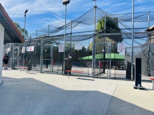 Simi Valley batting cages, 11/10/23. $2.50 per token. 1 token = 20 pitches.