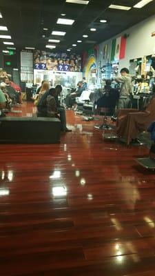 Fresh Up Barber Shop - Danny Morgutia