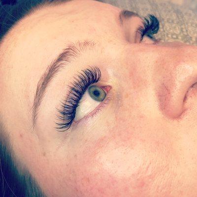 Volume lashes