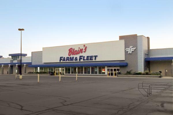 Blain's Farm & Fleet Freeport storefront