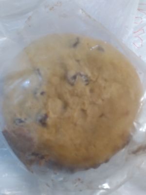 This shows you the big chocolate chip cookie, they a jumbo with nice chocolate chips in them, yummy