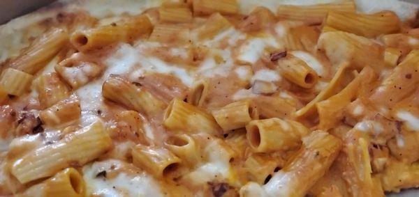 Vodka Rigatoni Pizza