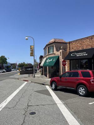 Walking West on Solano Ave. toward Kyoto.