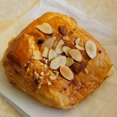 Almond croissant