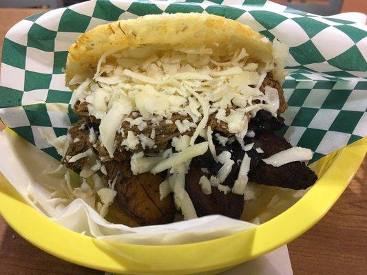 Side view of the home run pabellon