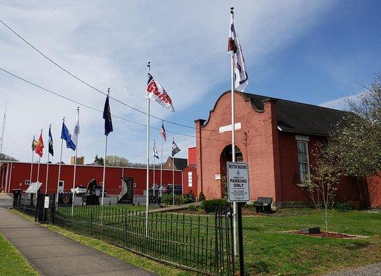 The MOUNTAINEER MILITARY MUSEUM