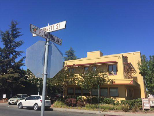 Located right in downtown Sebastopol (Petaluma Ave and Burnett) with plenty of parking on Burnett.