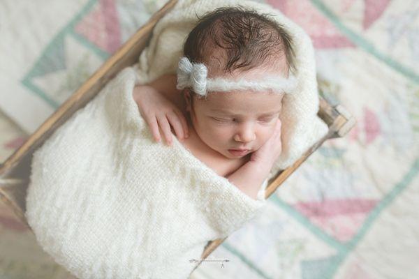 Newborn photography in Memphis, TN by Sarah Morris Photography