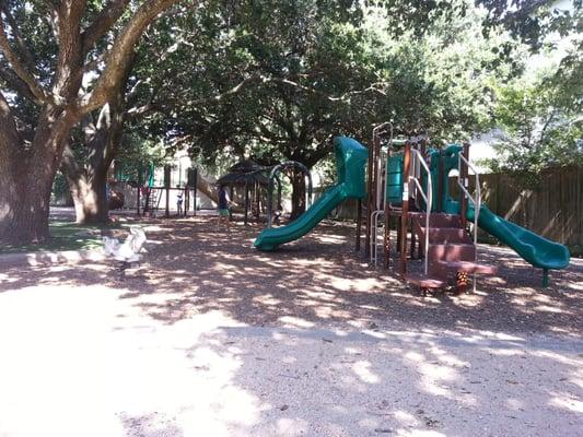 Ideal park for summer mornings for kids!