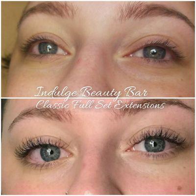 Classic full set of lash extensions.