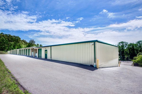 Drive up access storage units