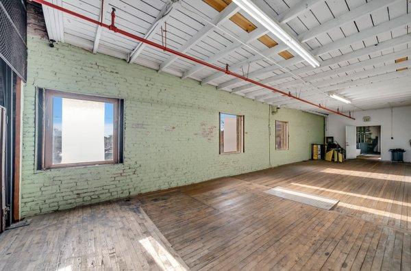 Industrial Loft Film Location / Photo Studio