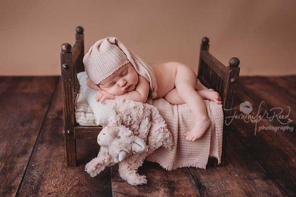 Buffalo NY Newborn Photographer