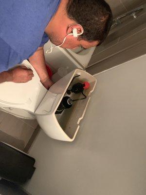 Toilet Repair in Chicago