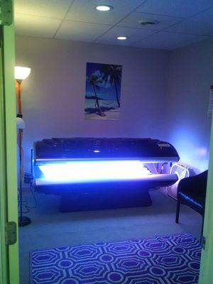 Level 2 Sunco 32X longer bed, pink florescent face Reflector lamps ( less hot heat but same even Tan)