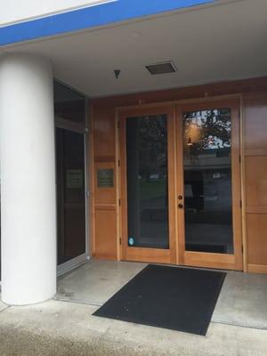 Front Entrance to Nepenthe Laboratory Services