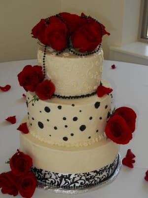 3 tier stacked w/pearls, circles, ribbon & smooth sides